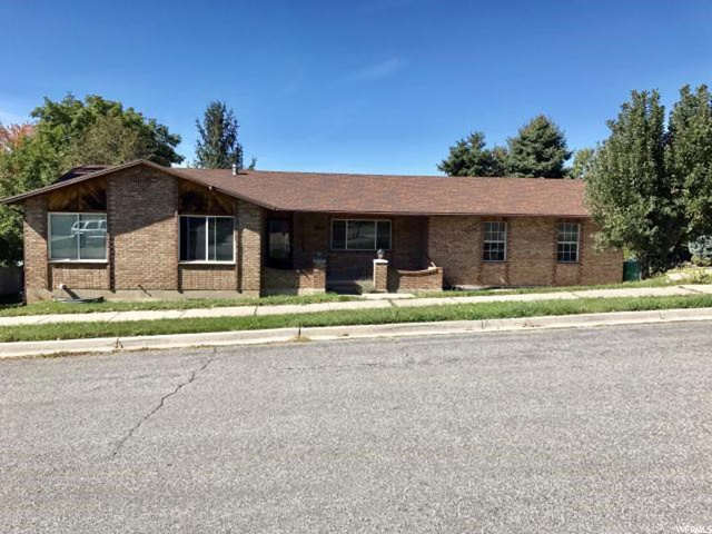 947 N 1550 E, Layton, UT 84040 — photo 3