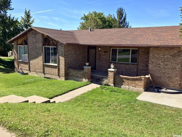947 N 1550 E, Layton, UT 84040 — photo 2