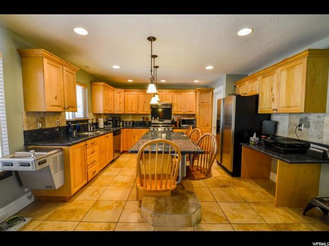 862 E 3300 N, North Ogden, UT 84414 — photo 11