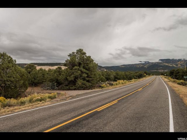 700 S Highway 12 St E, Grover, UT 84773 — photo 7