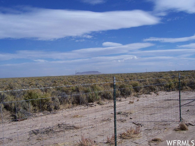 6320 N 300 E, Newcastle, UT 84756 — photo 2