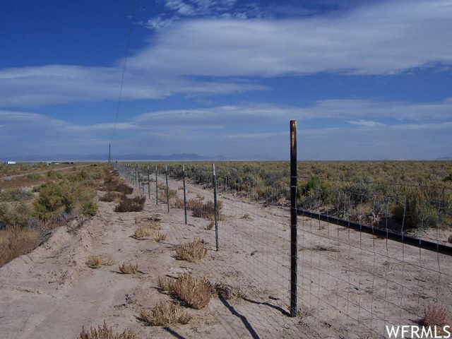 6320 N 300 E, Newcastle, UT 84756 — photo 5