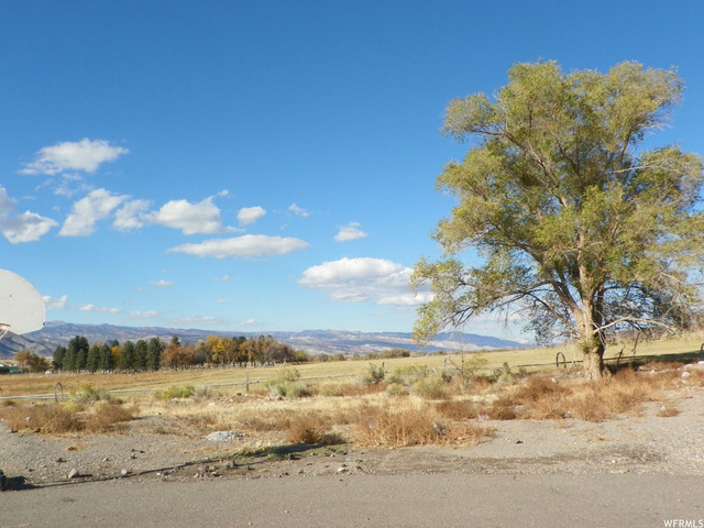 378 N 460 E #6, Monroe, UT 84754 — photo 2