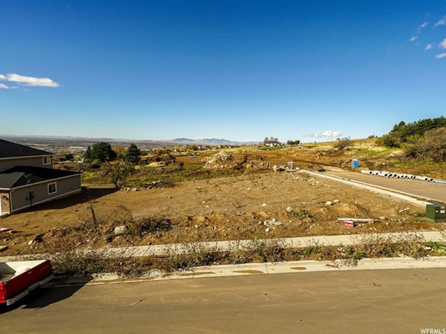 569 E 3725 N, North Ogden, UT 84414 — photo 4
