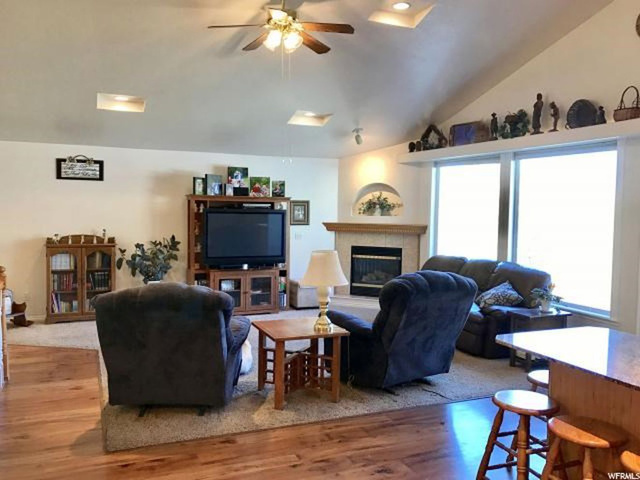 960 E 1510 N, North Ogden, UT 84404 — photo 9