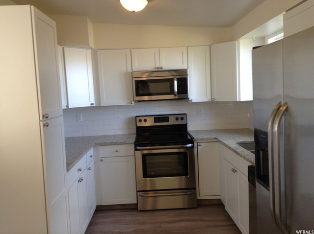 8516 S Colene Dr E, Sandy, UT 84094 — photo 4