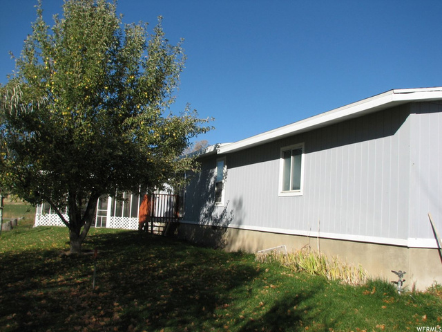 295 N 100 E, Richmond, UT 84333 — photo 2