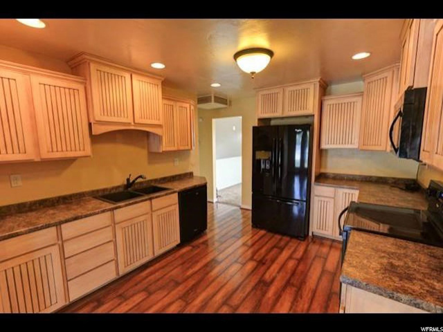 249 E 800 N, Price, UT 84501 — photo 10