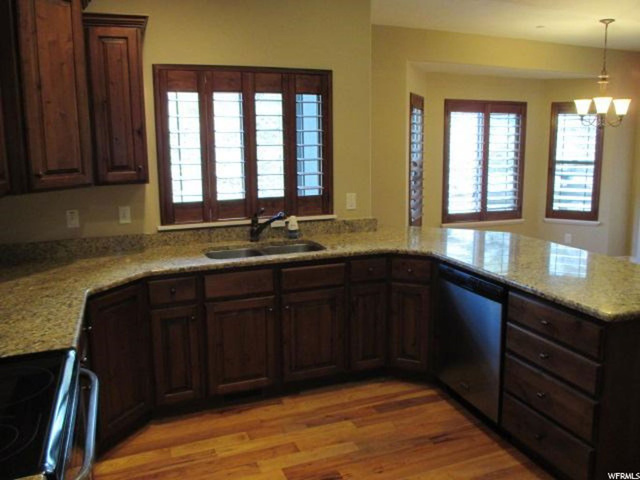 2784 E 2250 N, Layton, UT 84040 — photo 12