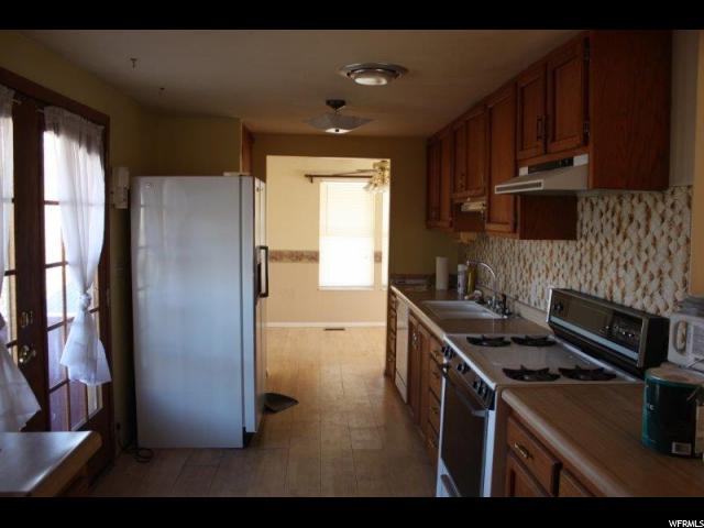 1935 E 100 N, Wellington, UT 84542 — photo 6