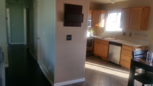 5286 S 4200 W, Roy, UT 84067 — photo 5