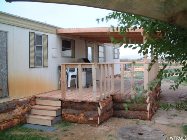 9085 W Mills Rd, Levan, UT 84639 — photo 6
