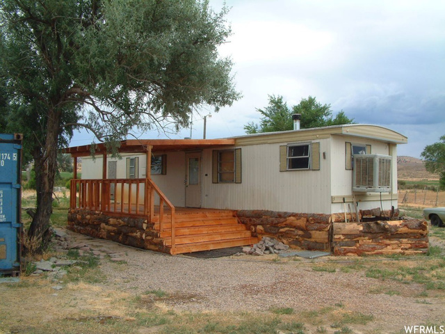 9085 W Mills Rd, Levan, UT 84639 — photo 4
