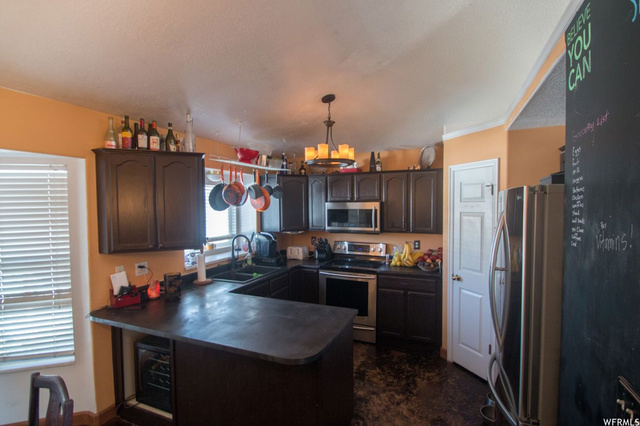 896 W 1470 N, Clinton, UT 84015 — photo 6