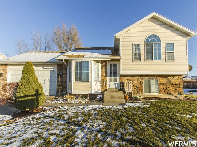 3932 S 2525 W, Roy, UT 84067 — photo 2