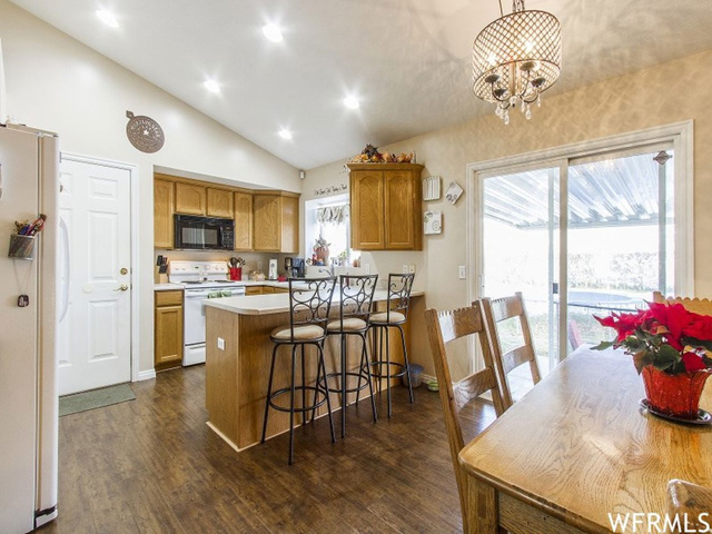 3932 S 2525 W, Roy, UT 84067 — photo 8