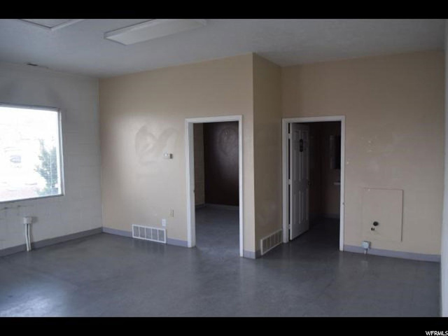 52 W 3900 N ##B, Hyde Park, UT 84318 — photo 5