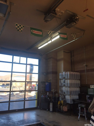 985 S State St, Hurricane, UT 84737 — photo 10