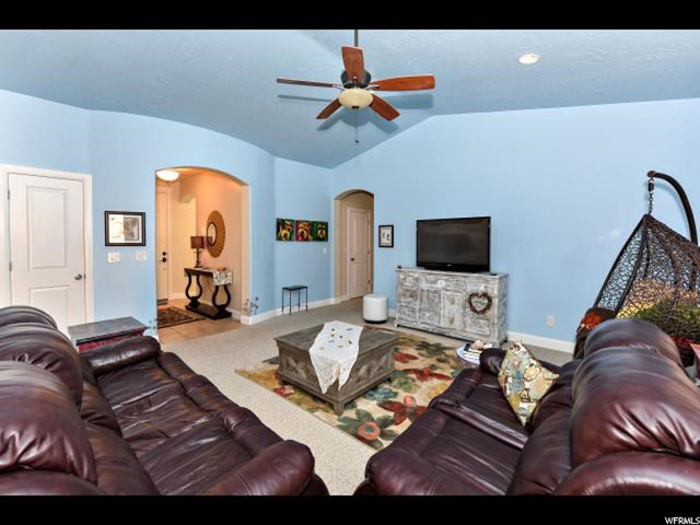 387 E Munich, St. George, UT 84790 — photo 4