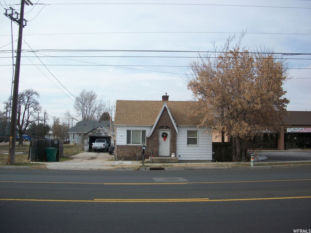 413 S Morgan St E, Layton, UT 84041 — photo 2