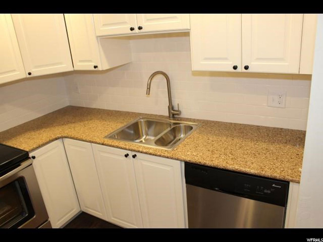 23 Locust, Helper, UT 84526 — photo 7