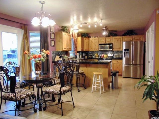 2658 W 2450 N, Clinton, UT 84015 — photo 3