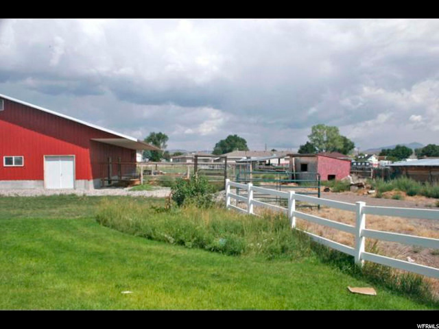 76 W 300 S, Loa, UT 84747 — photo 7