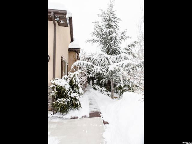 786 E Highland Oaks Dr S, Bountiful, UT 84010 — photo 4