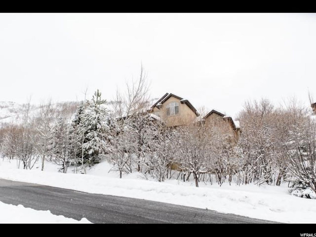 786 E Highland Oaks Dr S, Bountiful, UT 84010 — photo 2