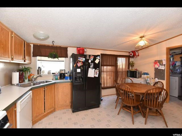 419 E 700 N, Vernal, UT 84078 — photo 5