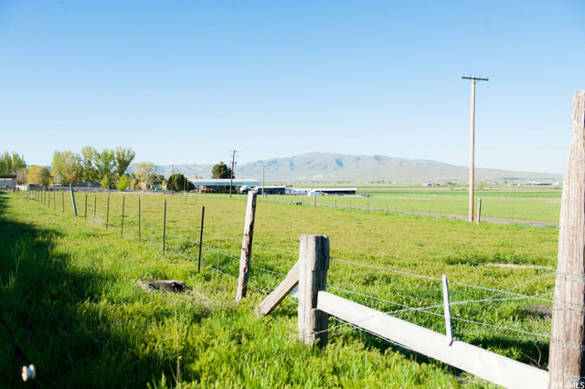 9053 N 11600 W, Thatcher, UT 84337 — photo 3