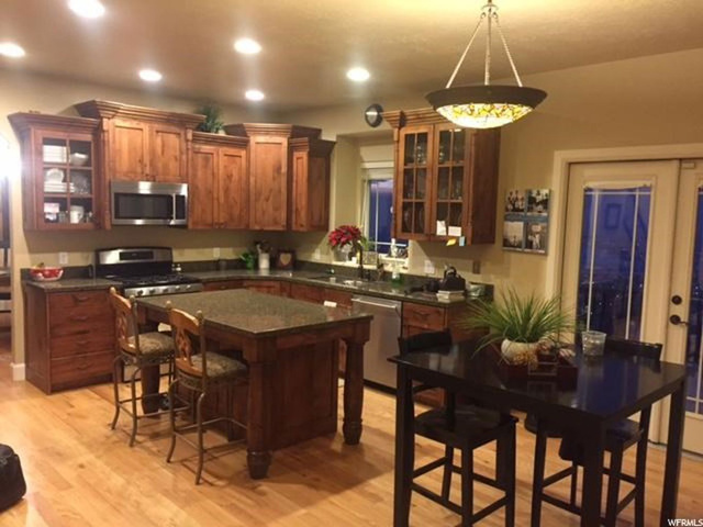 423 E Greystone Dr, Farmington, UT 84025 — photo 8