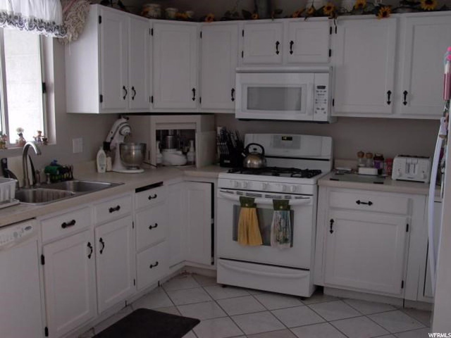 345 E 400 N, Fairview, UT 84629 — photo 4