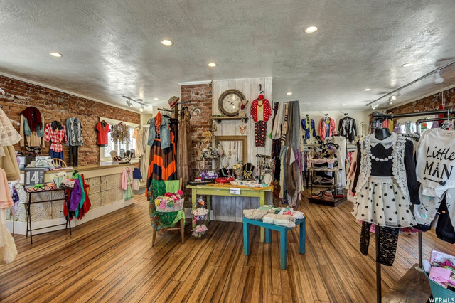 25 W Main St S, Midway, UT 84049 — photo 9