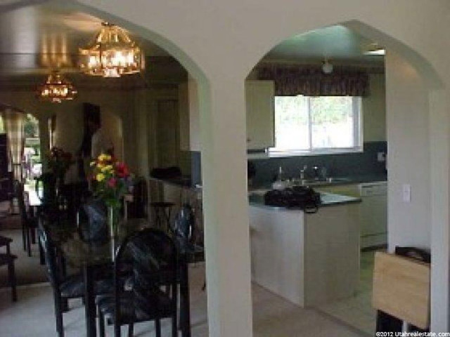 1047 Deborah Dr, Bountiful, UT 84010 — photo 7