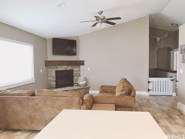 5472 S 3200 W, Roy, UT 84067 — photo 9