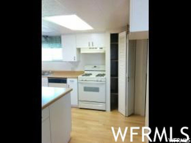 845 E Bench Rd, Ferron, UT 84523 — photo 6