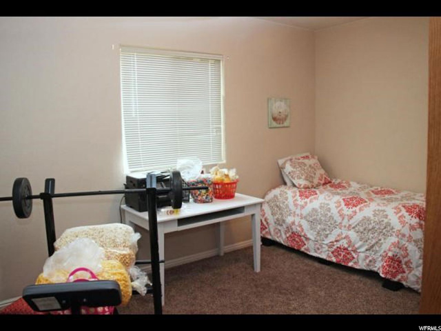 986 N 1950 E, St. George, UT 84770 — photo 2