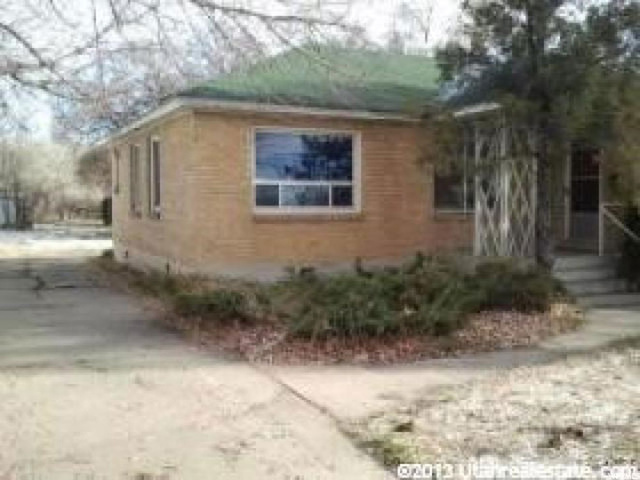 5878 S 1900 W, Roy, UT 84067 — photo 2