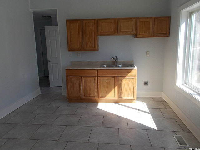 1940 S Eccles E, Ogden, UT 84401 — photo 9