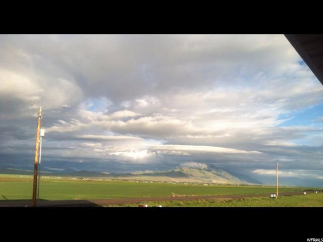 18643 N 6000 W, Garland, UT 84312 — photo 4