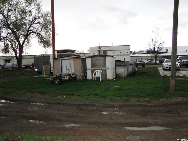 359 E Healy St, Ogden, UT 84401 — photo 2