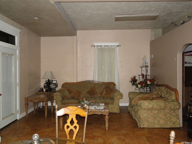369 E Healy St, Ogden, UT 84401 — photo 2