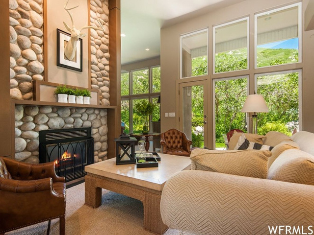 5592 S Shadow Mountain Ln, Ogden, UT 84403 — photo 2