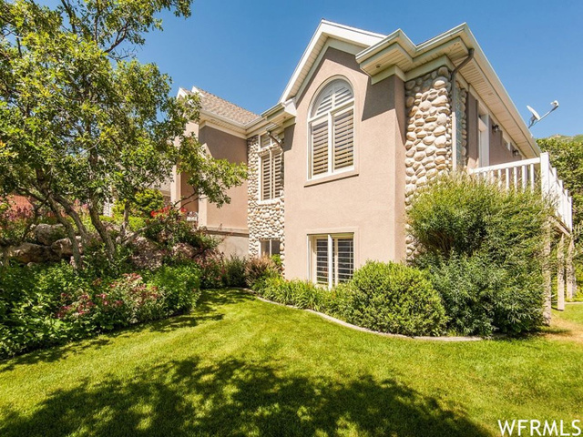 5592 S Shadow Mountain Ln, Ogden, UT 84403 — photo 5