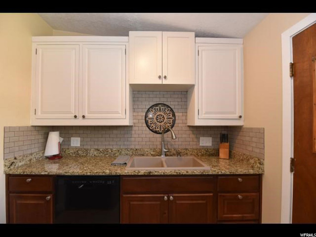 729 E Larkspur Dr, Sandy, UT 84094 — photo 9