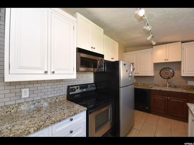 729 E Larkspur Dr, Sandy, UT 84094 — photo 12