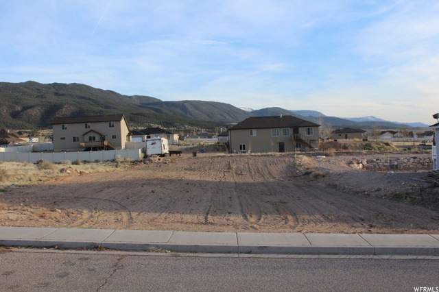 1912 E Cedar Berry Ln, Enoch, UT 84721 — photo 12