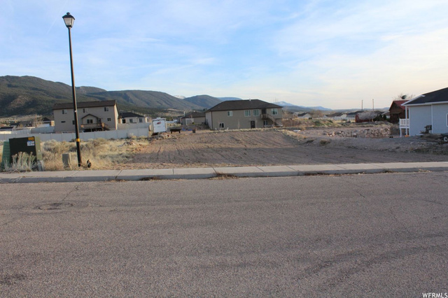 1912 E Cedar Berry Ln, Enoch, UT 84721 — photo 10