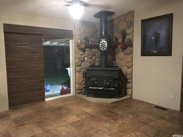 5711 N 9500 E, Lapoint, UT 84039 — photo 11